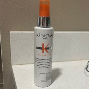 Kerastase Nutritive- Beautifying detangling blow dry mist